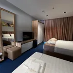 Nuevo Deluxe 酒店 4*