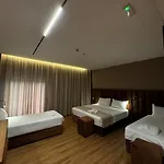 Nuevo Deluxe 酒店 Shëngjin