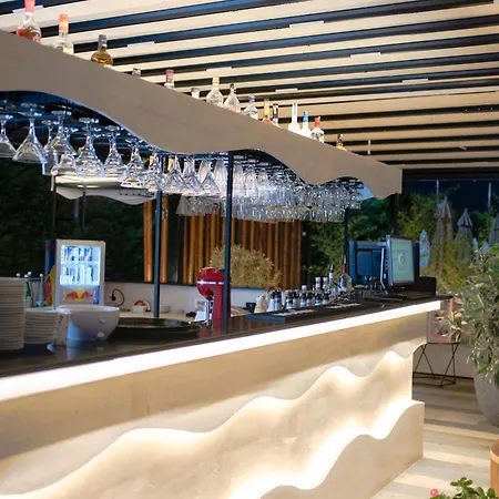 Nuevo Deluxe Hotel Shëngjin