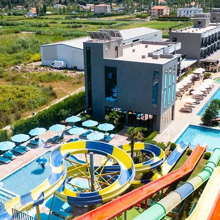 Nuevo Deluxe Shëngjin