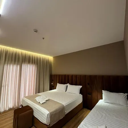 Hotel Nuevo Deluxe 4*