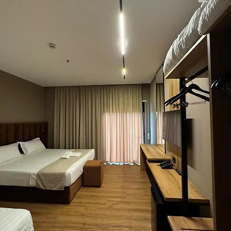 Nuevo Deluxe Otel Shëngjin