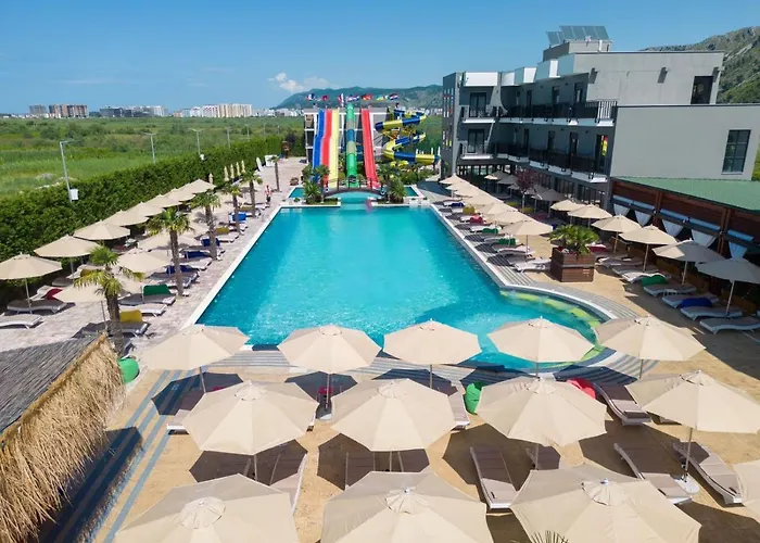 فندق Nuevo Deluxe 4*