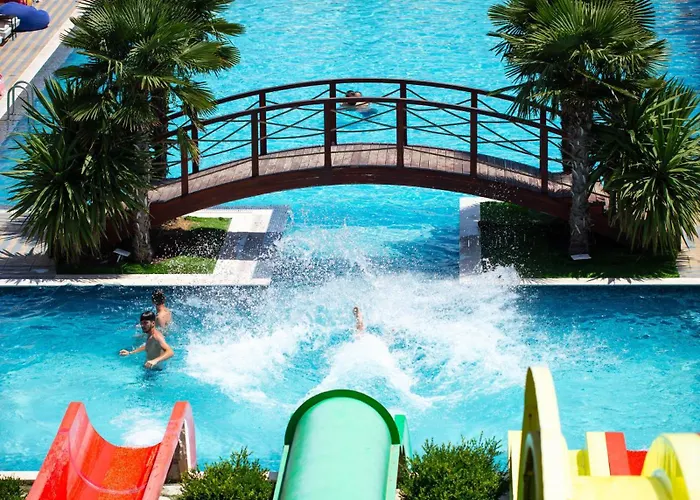 فندق Nuevo Deluxe Shëngjin