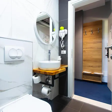 Szálloda Nuevo Deluxe 4*